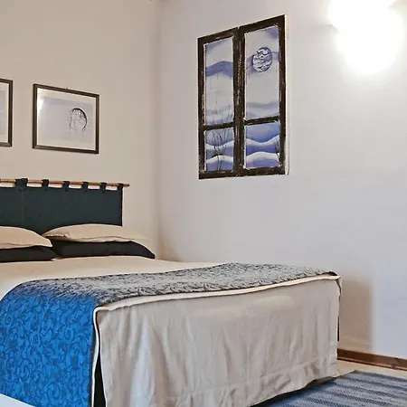 La Volpe E L'uva * Cherasco